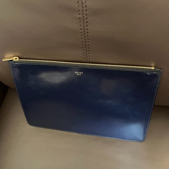 Céline Solo Evening Clutch by Phoebe Philo, in Navy - Picture 1 of 10